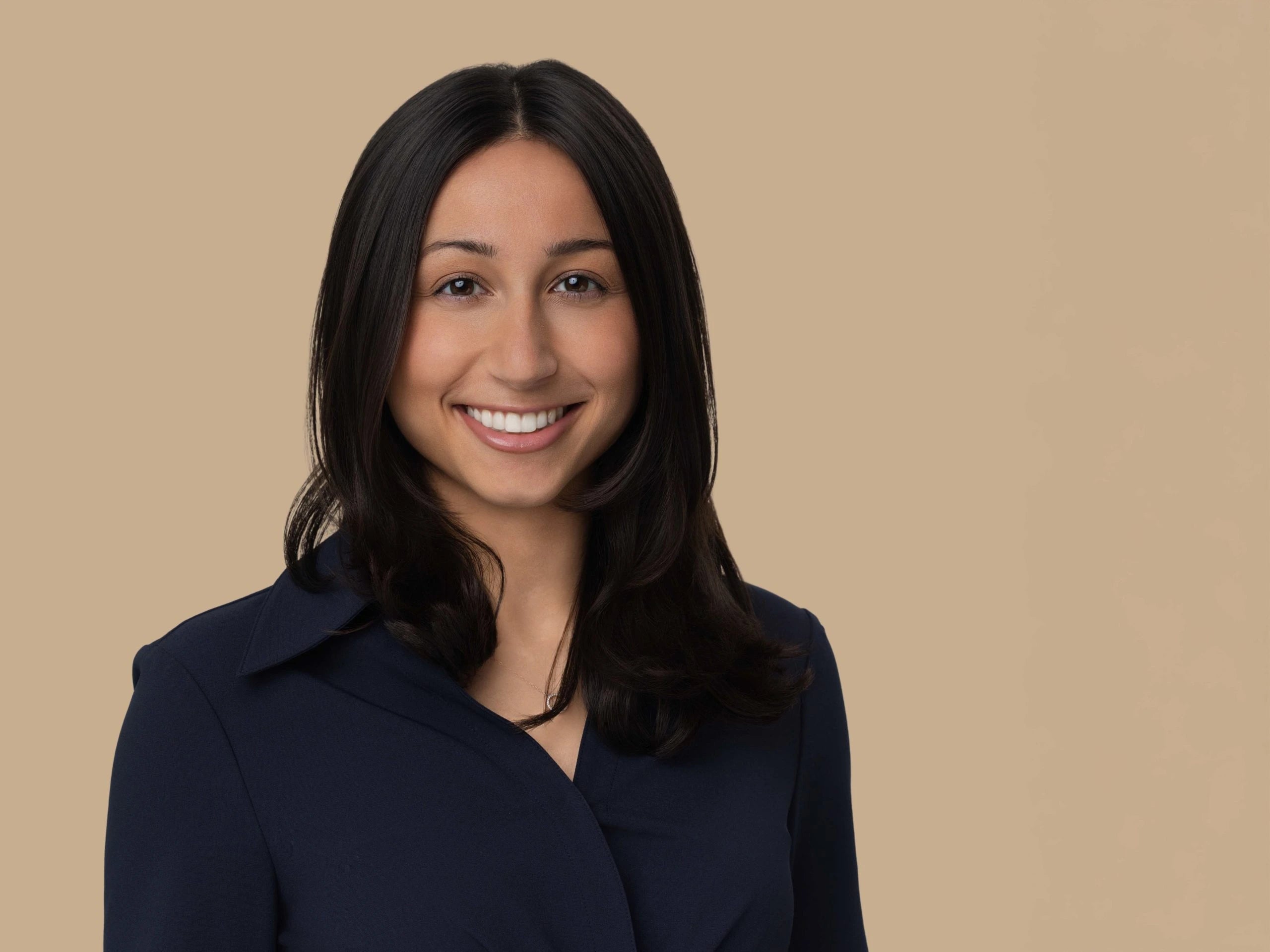 files/What-to-Wear-and-What-to-Avoid-for-Headshots-in-Dallas-scaled.webp